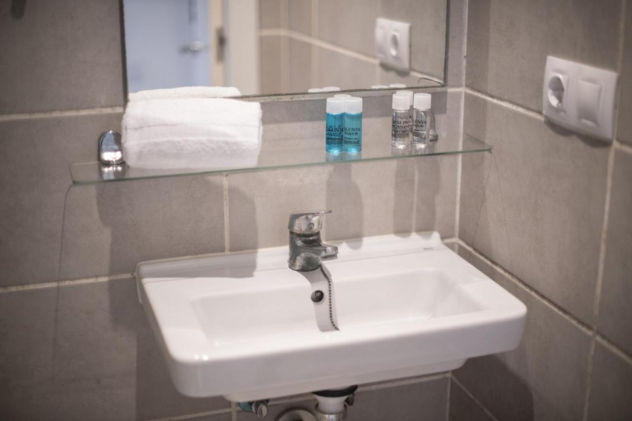 Catalunya Casas Lovely 100m To Beach! Appartement Barcelone